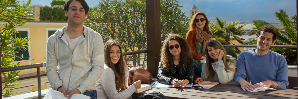 studenti e studentesse UniGe