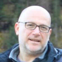 immagine frontale del Prof. Mauro Migliavacca, coordinatore del corso